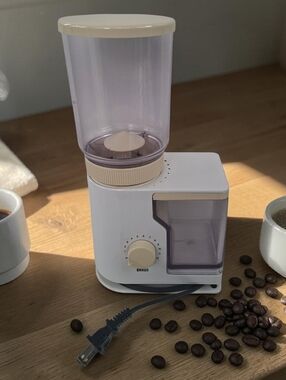 Vintage Braun 4045 Aromatic Coffee Bean Grinder Made In Germany Model KMM20